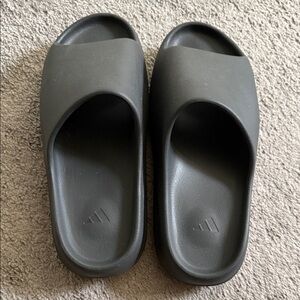 Yeezy Adidas Dark Gray Slide Sandals